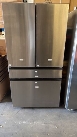 Bespoke 36 in. 29 cu. ft. Standard Depth 4-Door French Door Smart Refrigerator in Stainless Steel with Beverage Center