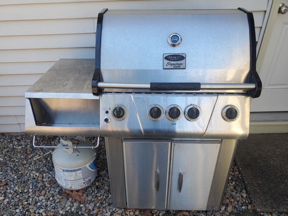 Vermont Castings Grill - Free