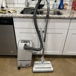 Kenmore Double Brush Vacuum 4.1 Powermate Tool Model 116. 2645088 12 Amps  Gray