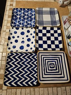 Set Of 6 Small Square Plates $5