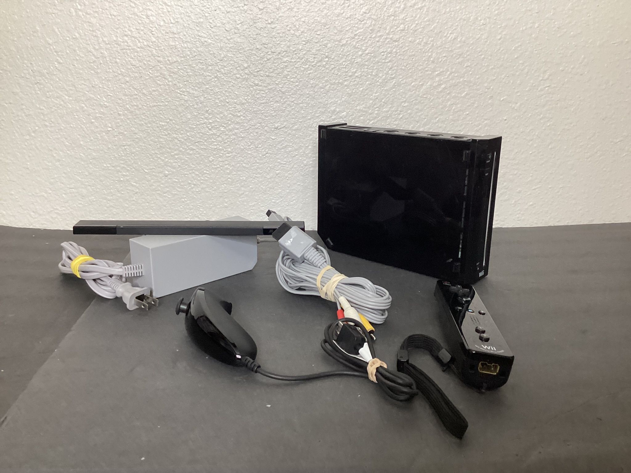 Nintendo Wii Black Console 