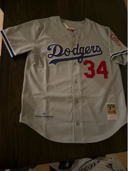 Show your Los Angeles Dodgers fandom and throwback style with this Kirk Gibson 1988 Authentic Jersey. Crafted with a focus on historical accuracy, the