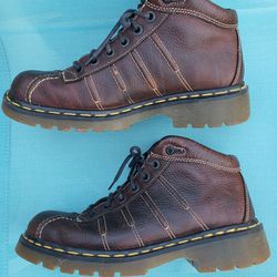 MEN'S WORK BOOTS HEAVY DUTY GENUINE LEATHER DR.MARTENS SIZE 9