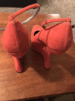 8.5 Dollhouse wedge high heels