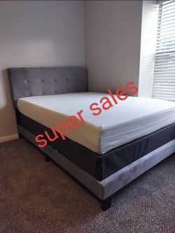 Full size bed