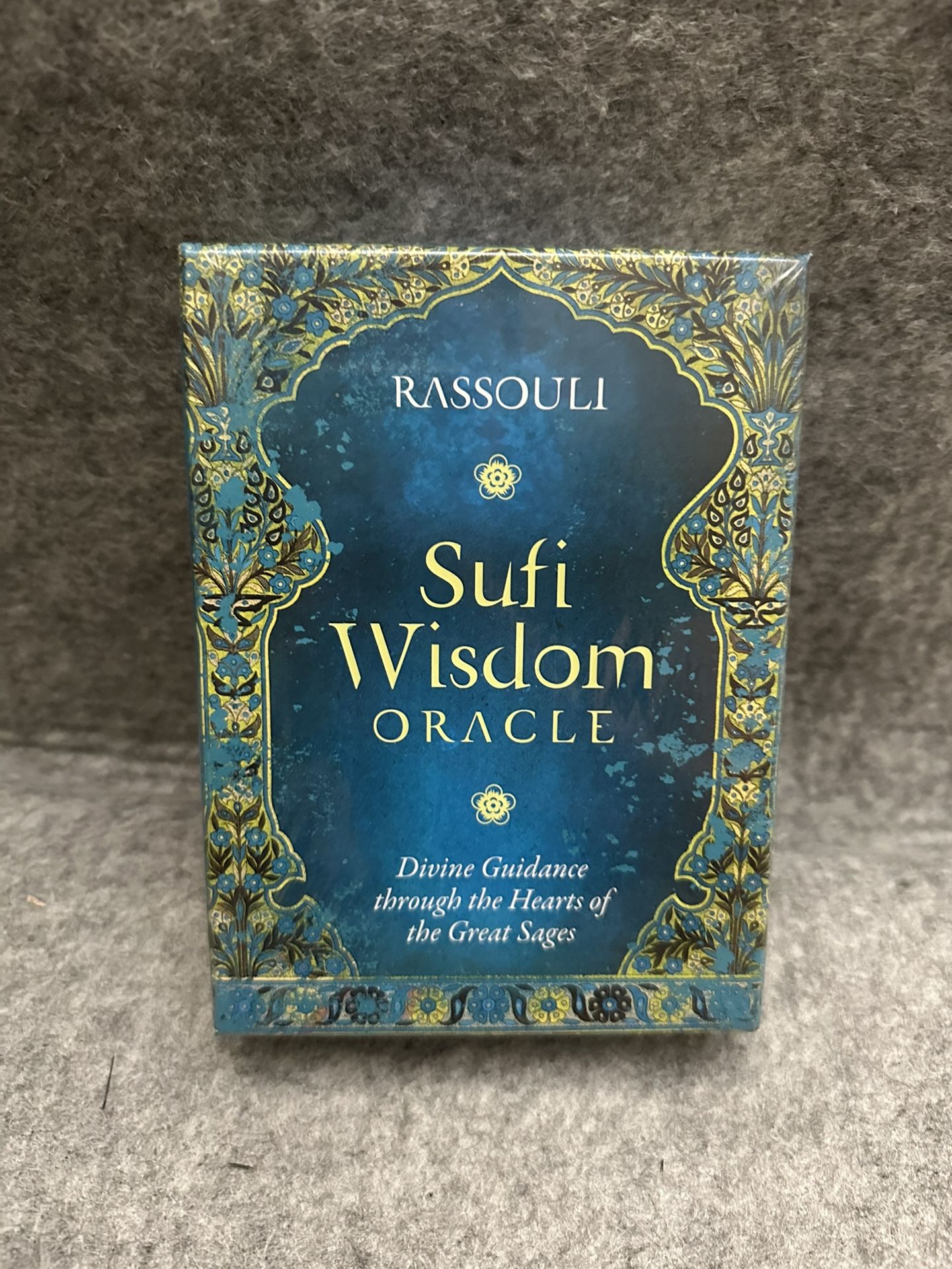 Rassouli Sufi Wisdom Oracle: Divine Guidance Through the Hearts of the Great Sages