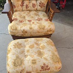 A Rocky Chair With Ottoman 