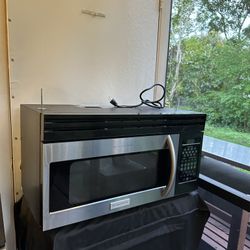 Microwave Fridgidaire