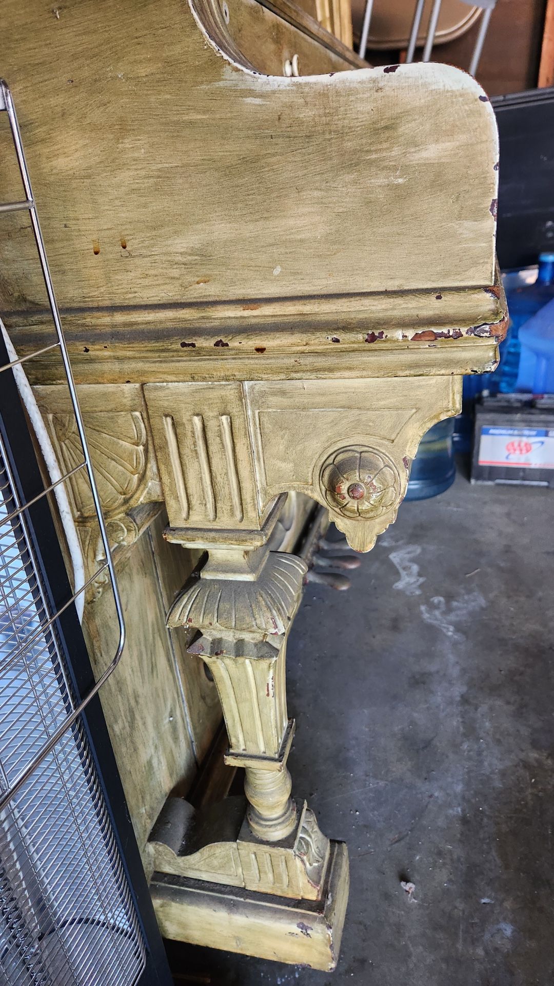 FREE ANTIQUE PIANO