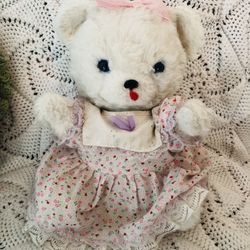 Vintage Rushton Company White Bear Plushie/Plush/Stuffed Animal 