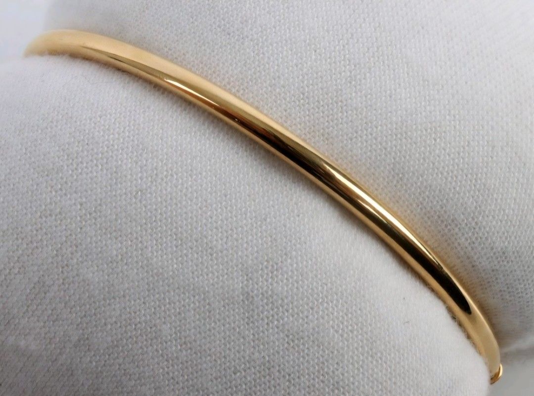 14k Yellow Gold Bangle 7in