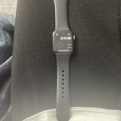 Apple Watch Series 4
