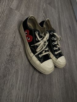 Comme des Garçons PLAY x Converse women’s size 6.5