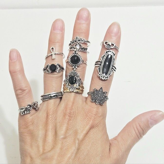 A set of 10 silver with black stone rings Ring Women's Gift