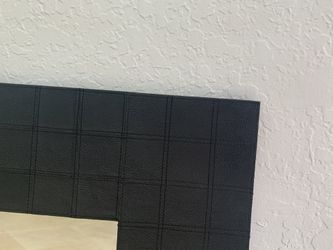 29x29 leather detailed mirror