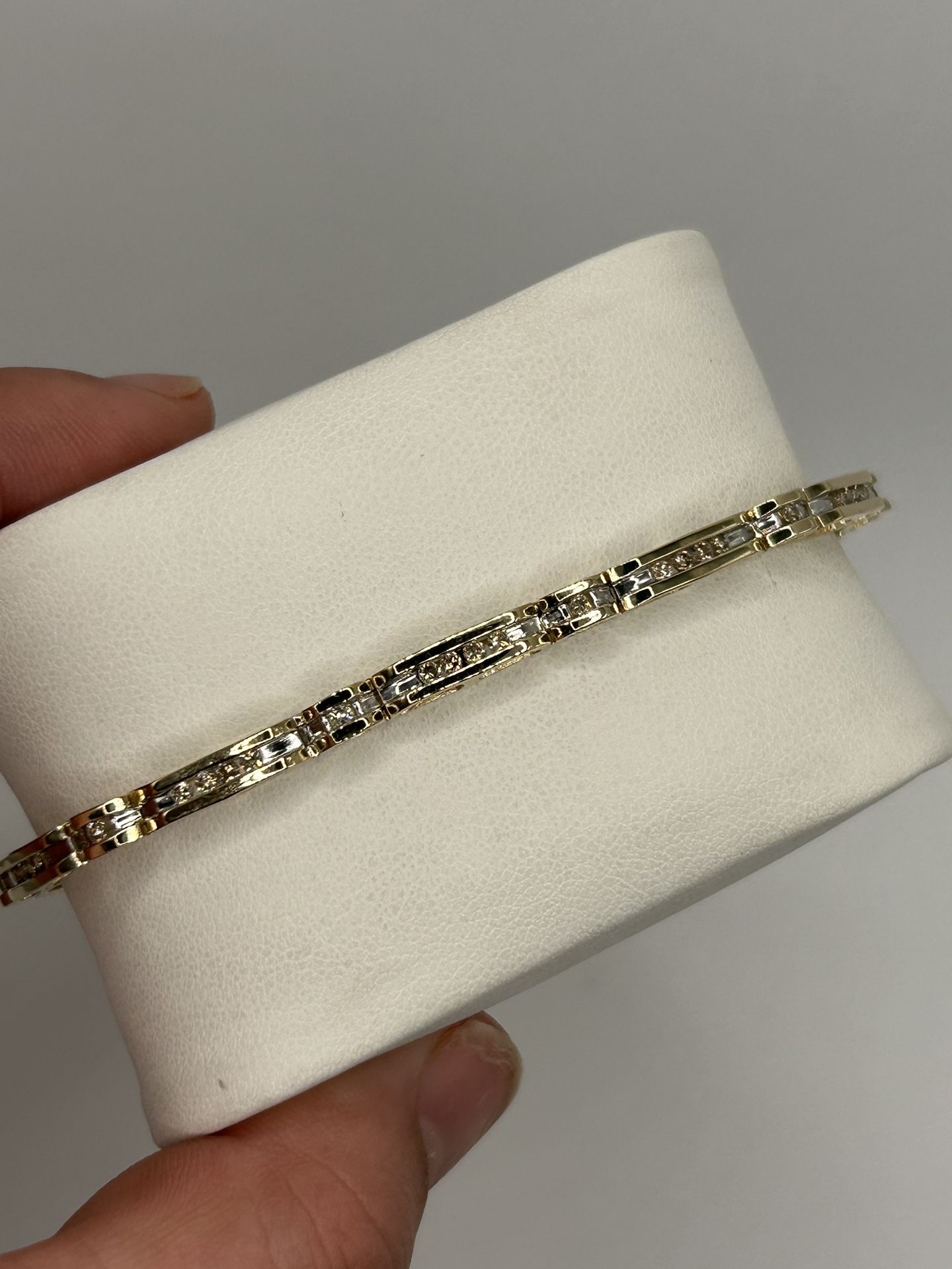 14kt diamond bracelet