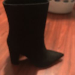 Forever 21 Booties Size 7