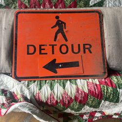 Detour metal sign - decoration industrial