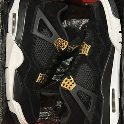 Jordan 4 Retro “Royalty” size 12 