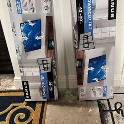 2 Wall Mounts Hold Up To 150 Pounds  42 To 90 Inch New