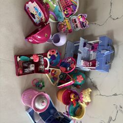 Polly Pocket Play Houses