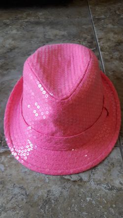 Pink hat with sequence