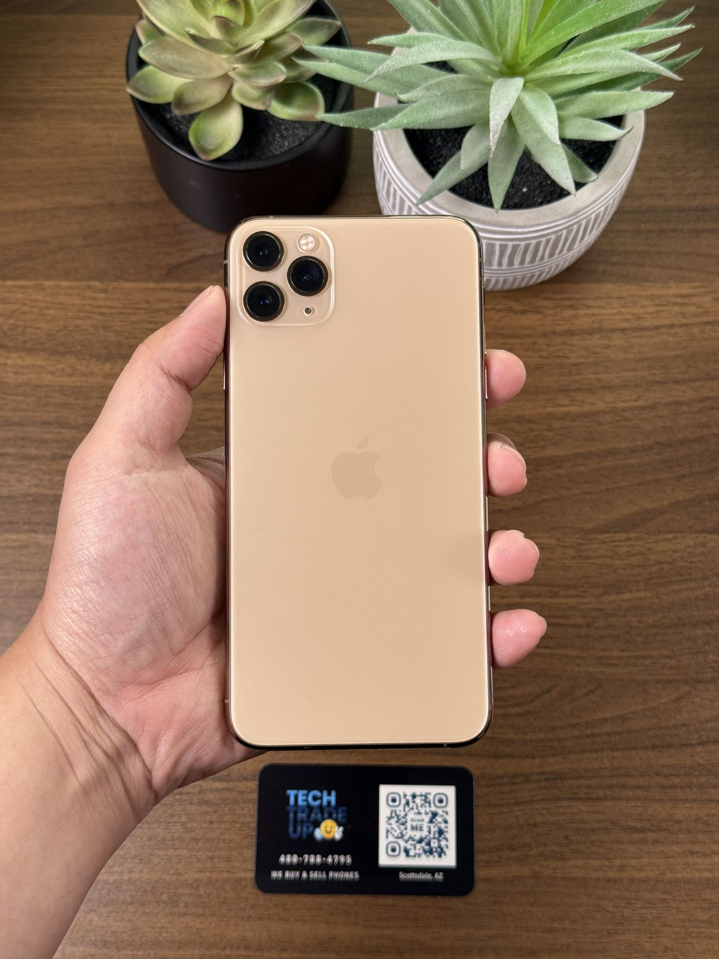 iPhone 11 Pro Max 64Gb Gold 🌟 Unlocked *Free Delivery At Full Price* 