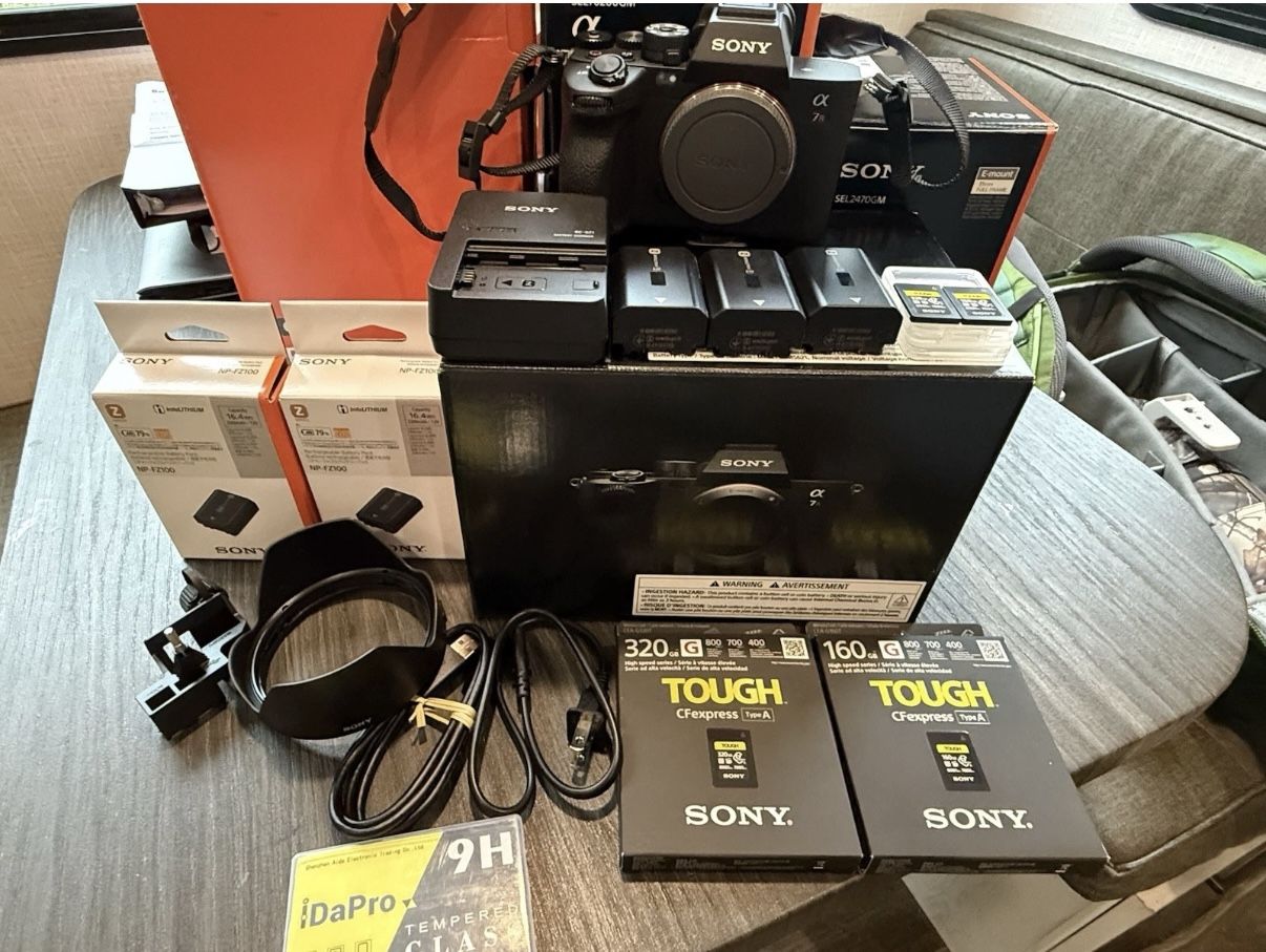 Sony Alpha 7R V Full-frame Mirrorless Camera with Interchangeable Lenses
