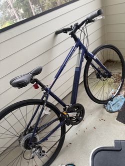 Diamondback Hybrid Bike Blue