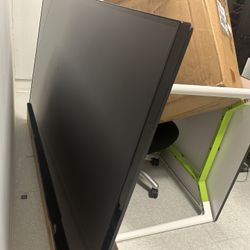 Great Barely Used 80 Inch Sharp Class Aquos Tv 