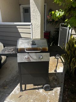 Free Dyna-Glo Gas Grill