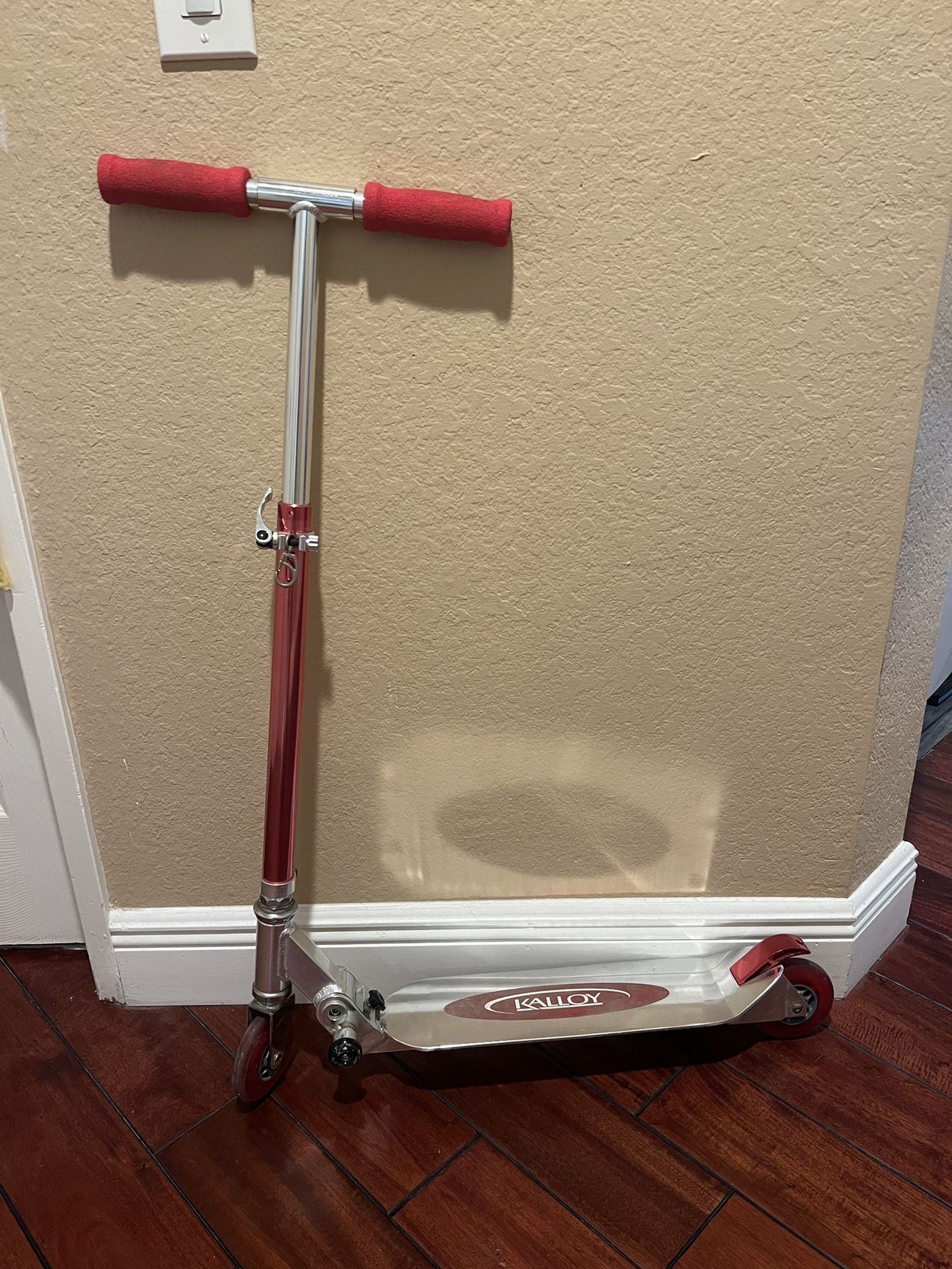 Kick Scooter (Kalloy)