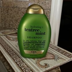 OGX Hydrating Tea Tree Mint Shampoo