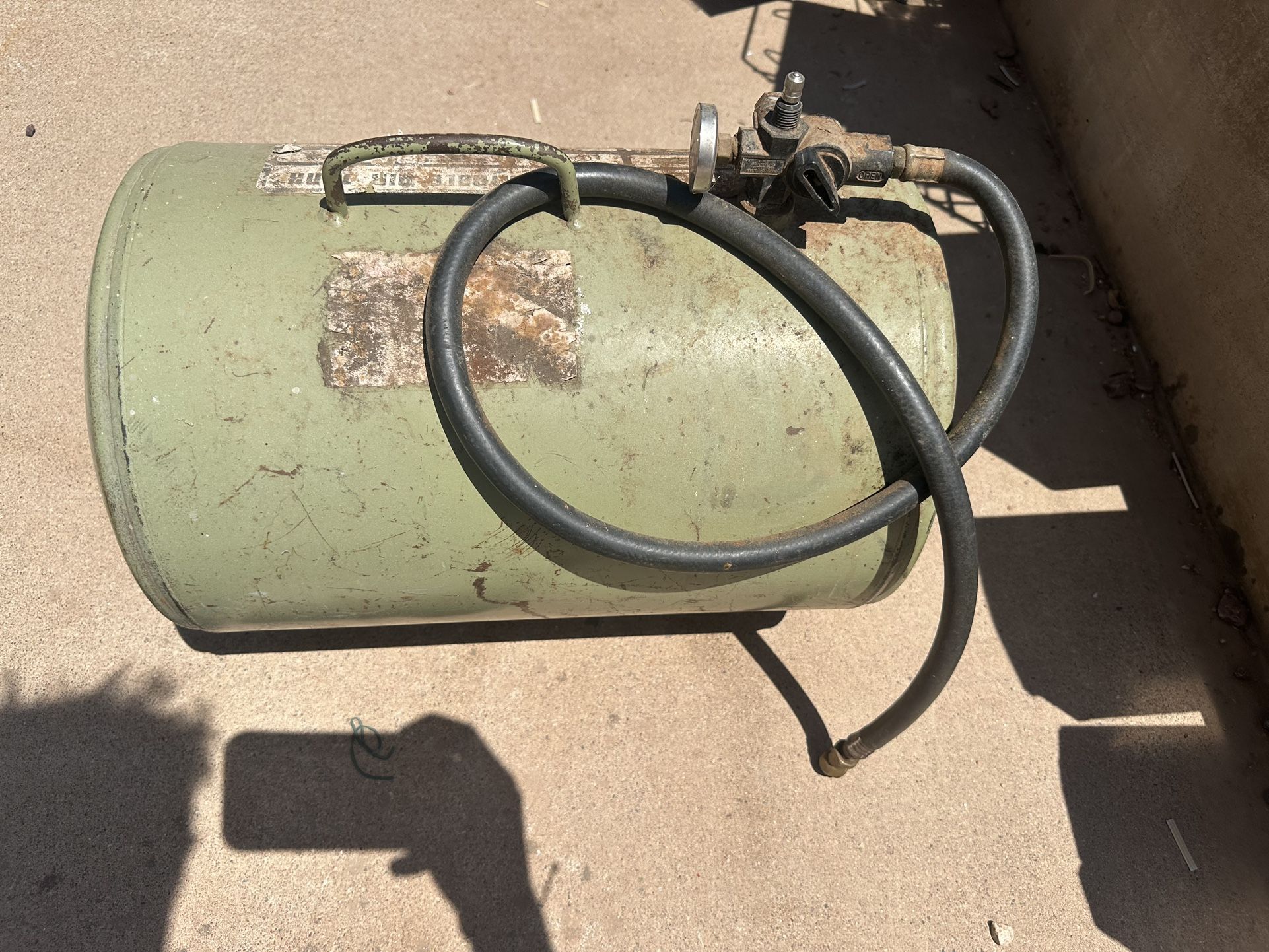Vintage Sears 9 Gal Air Tank