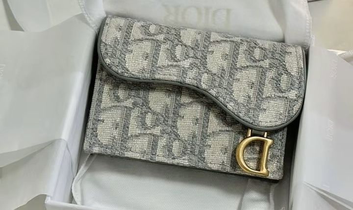 Small and portable wallet