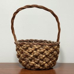 Vintage Collectible Seagrass Wicker Rattan Bamboo Boho Decor Accent Basket