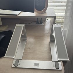 Laptop Stand 