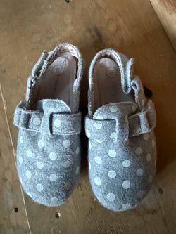 Toddler girl size 8 shoe, $4