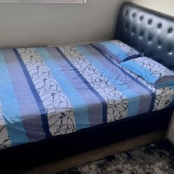 Queen Bed With 2 Storage And Mattress