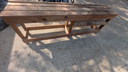 Wooden work bench