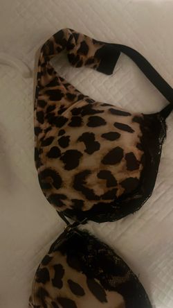 Victoria’s Secret push up 32 a bra