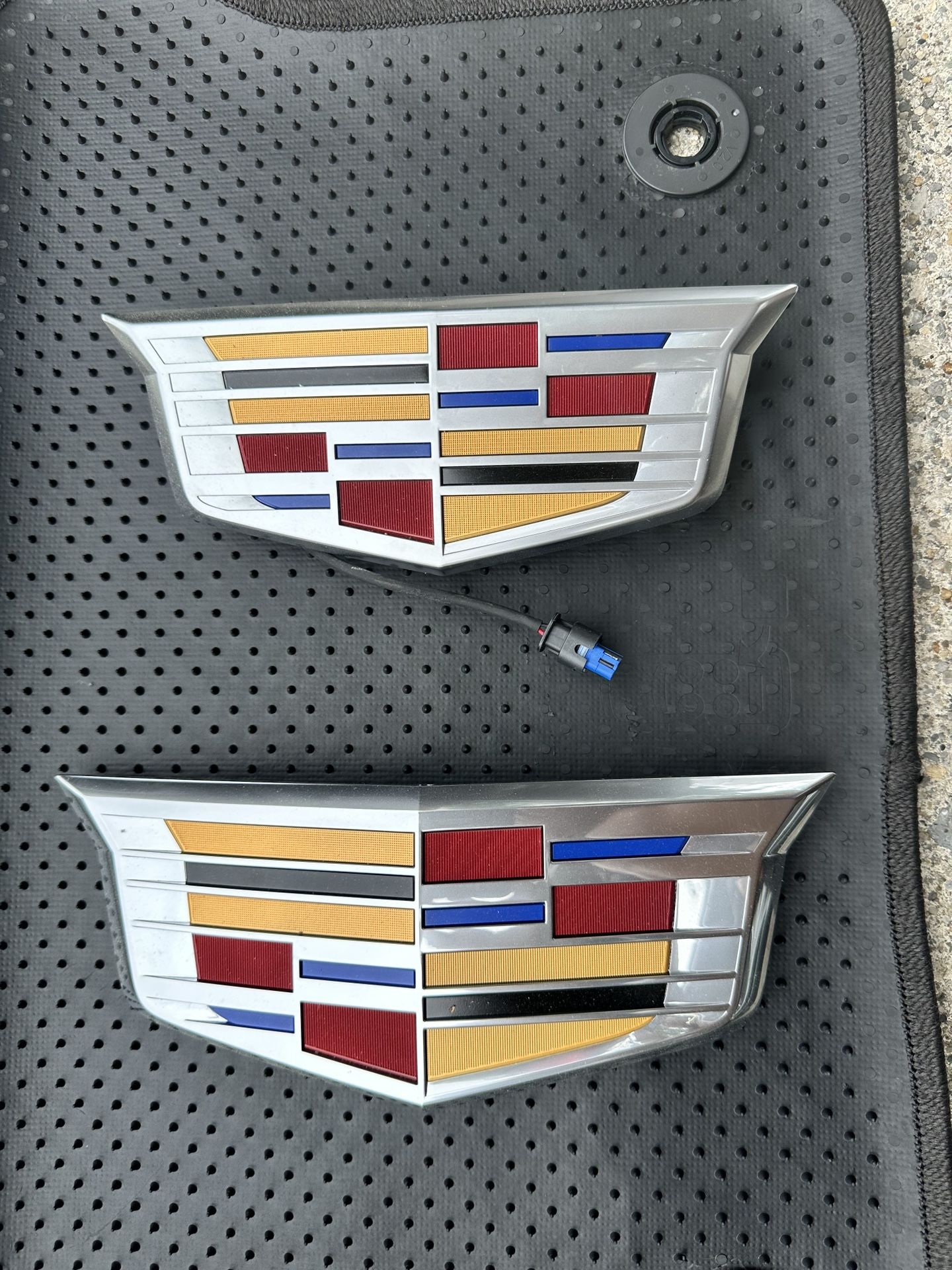 2021-2024 Cadillac Escalade OEM Emblems
