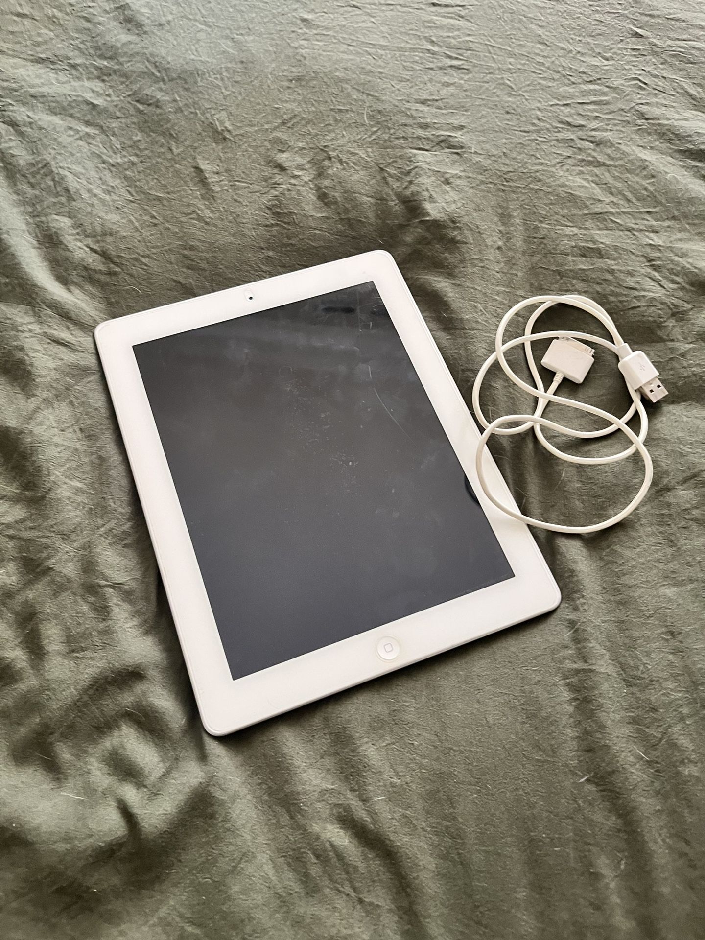 3rd Gen iPad & charger
