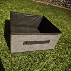 Box Of 7 Storage Bins