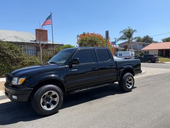 2004 Toyota tacoma double pre runner cab 2wd
