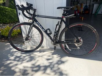 Fuji Cross 1.5 Disc Cyclocross Bike - 2015