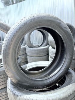 Pirelli Scorpion Zero All Season HL 275/50 R22 Tire