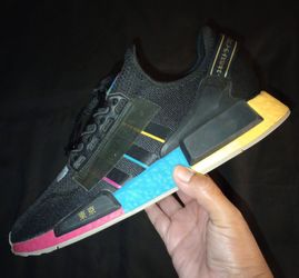Men's Size 9 Adidas NMD R1 V2 Tokyo Nights