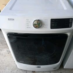 MayTag Washer And Dryer Set