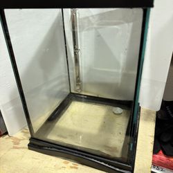 Terrarium / Creature Habitat 